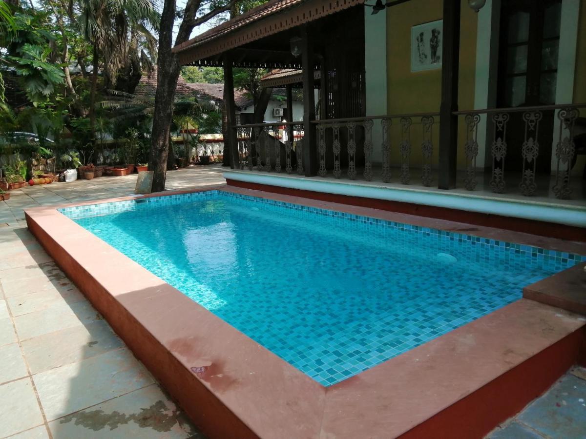 Surya Kiran Heritage Hotel Panaji Buitenkant foto