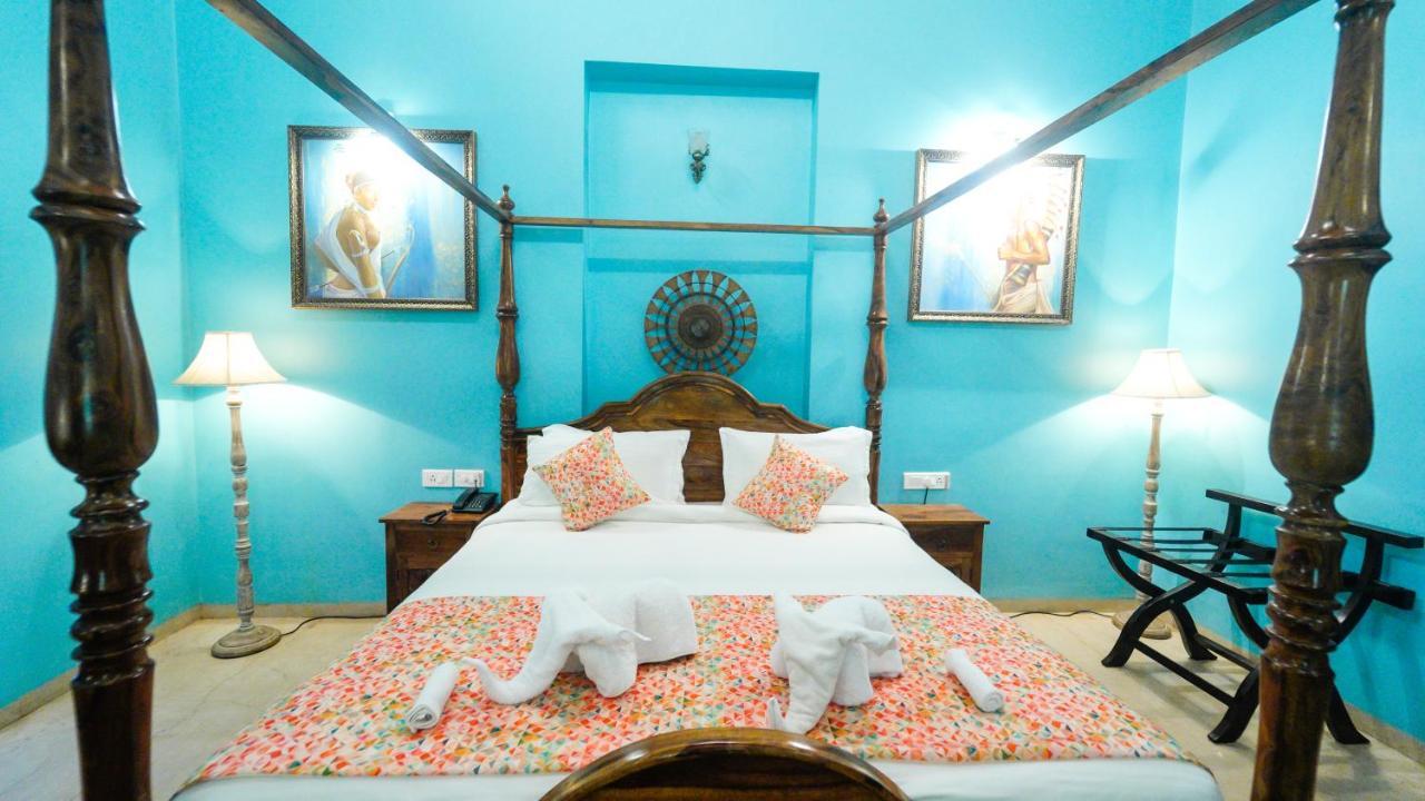 Surya Kiran Heritage Hotel Panaji Buitenkant foto