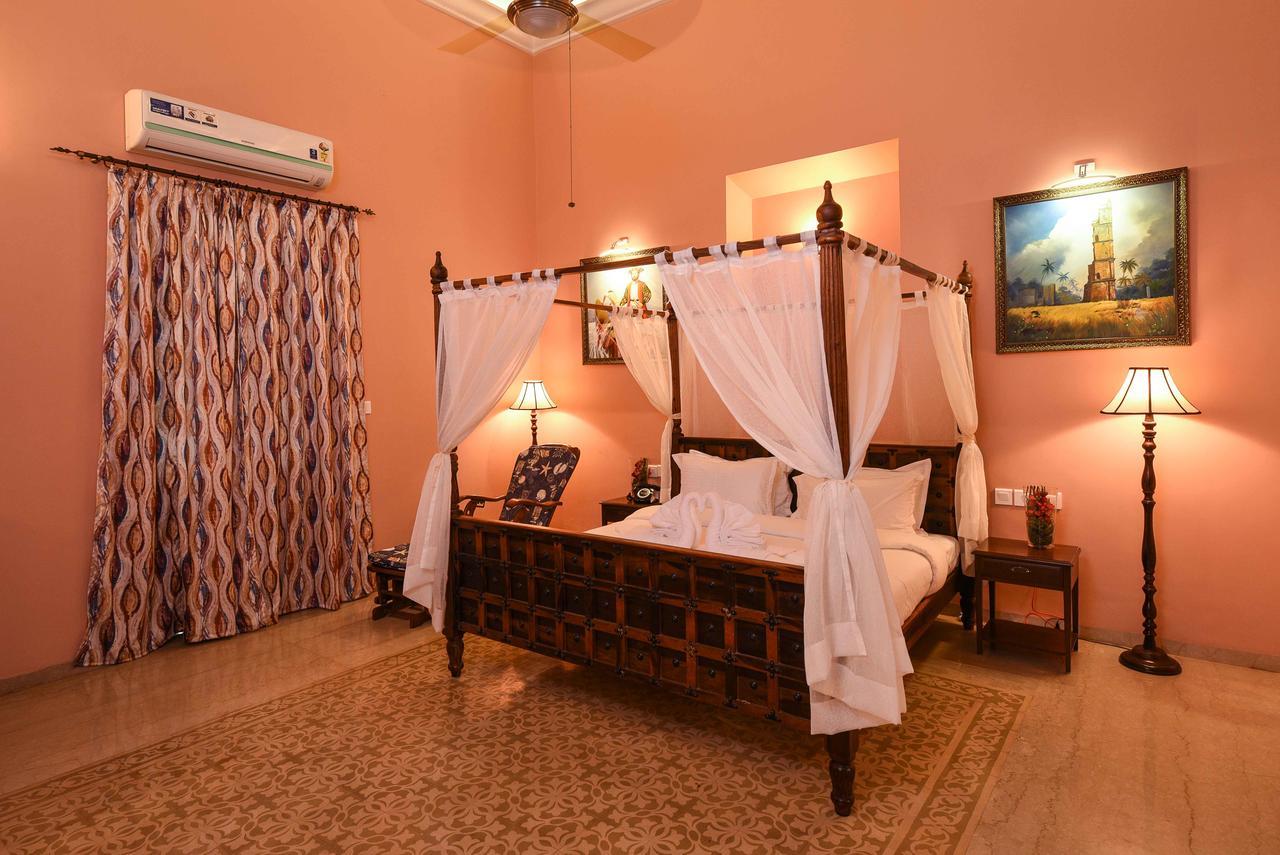 Surya Kiran Heritage Hotel Panaji Buitenkant foto